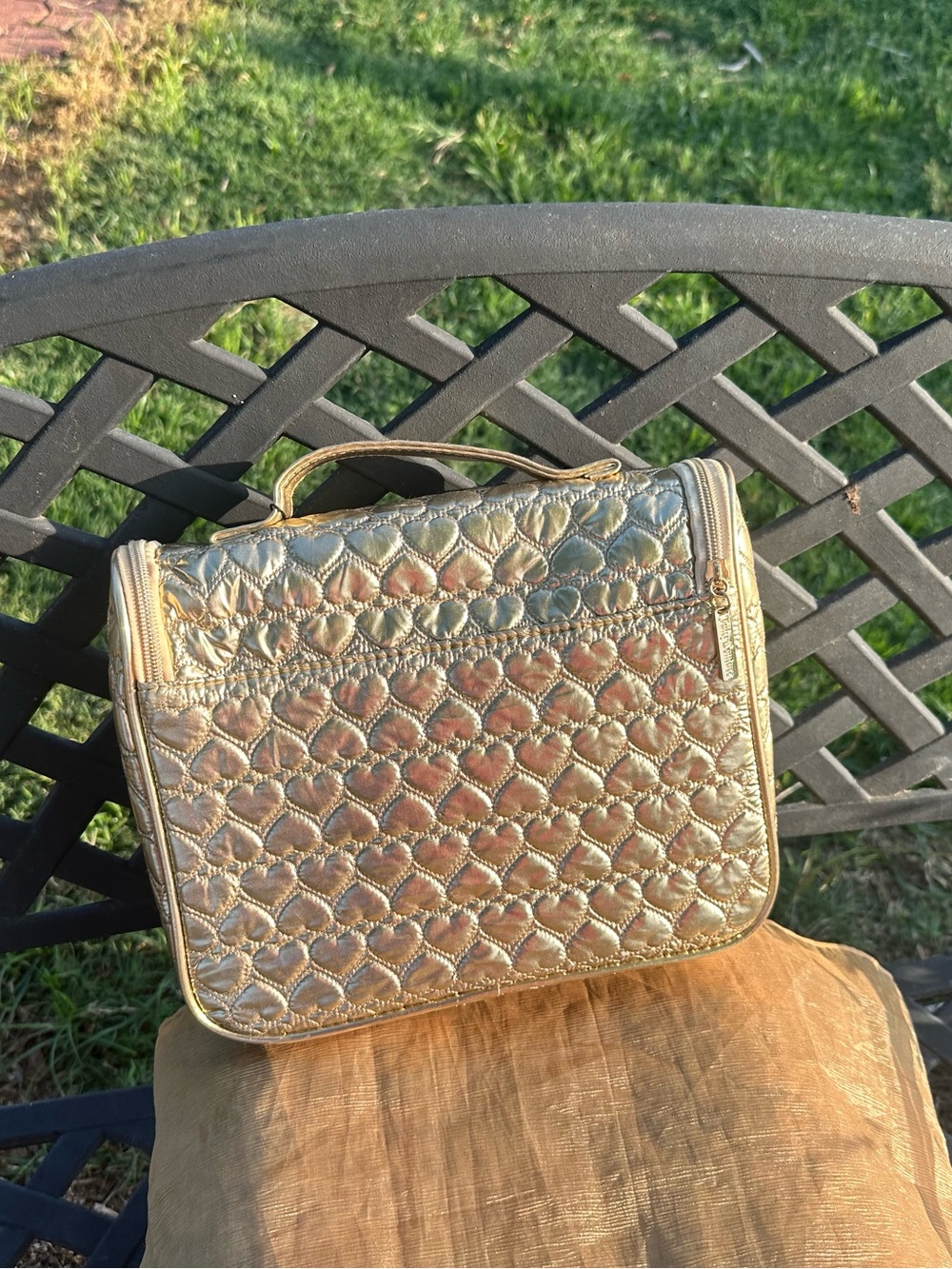 NWT Juicy Couture Metallic Silver Quilted Hanging Travel Cosmetic Bag